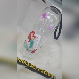 Water bottle (ariel)